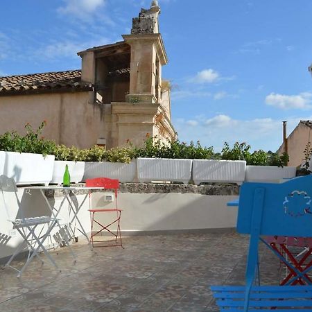 Lucernaio Rooms Ragusa Exterior foto